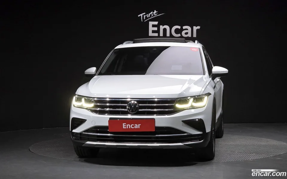 Volkswagen Tiguan 2.0 TDI 2023 — миниатюра 3