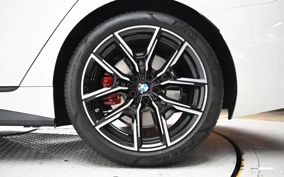 BMW 4 Series 420i M 2025 — миниатюра 5