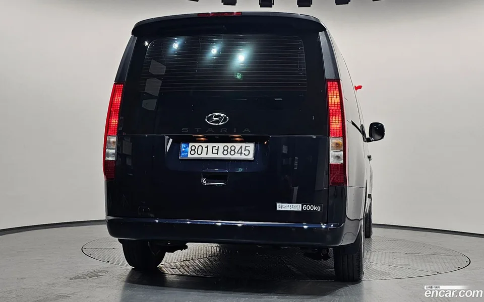 Hyundai Staria 5 2023 — миниатюра 4