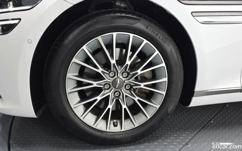 Genesis G80 2.5 2WD 2023 — миниатюра 5