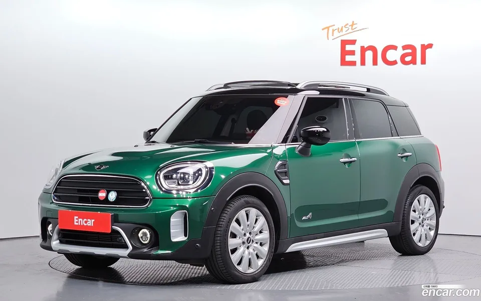 MINI Cooper D Countryman ALL4 2022 — фото 1, купить с доставкой в Москву