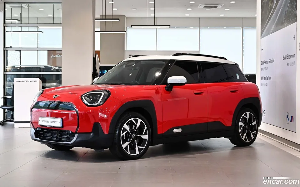 MINI Aceman E 2025 — фото 1, купить с доставкой в Москву