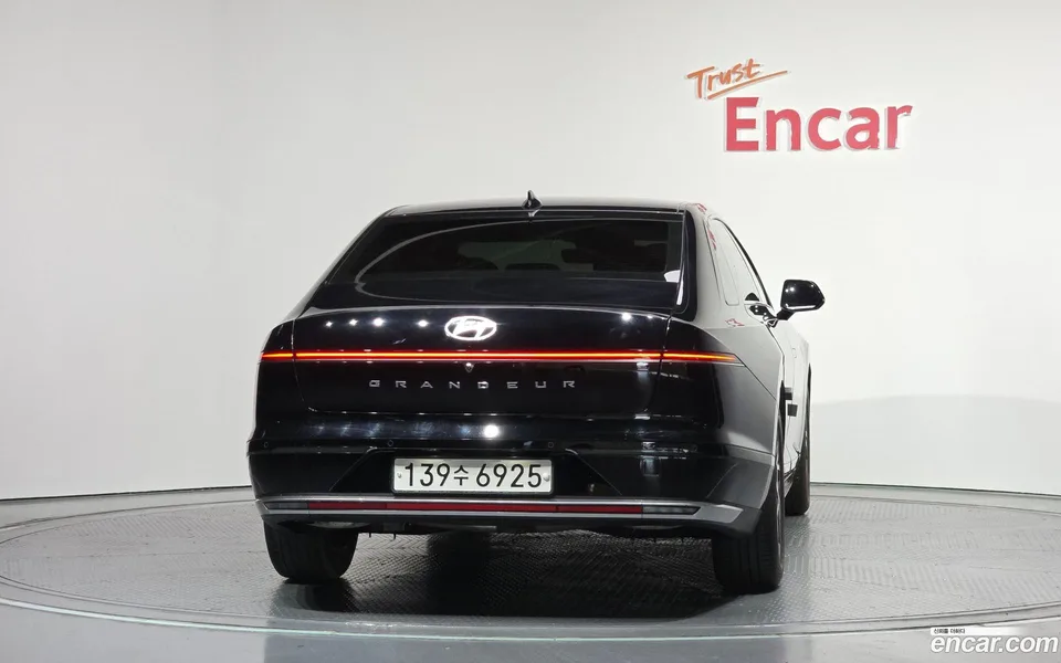 Hyundai Grandeur 2.5 2WD 2023 — миниатюра 4
