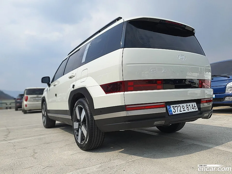Hyundai SantaFe 2.5T 2WD 2024 — миниатюра 4