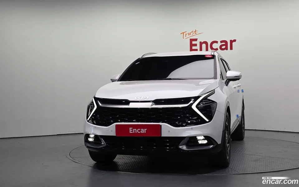 Kia Sportage 1.6 2WD 2023 — миниатюра 3