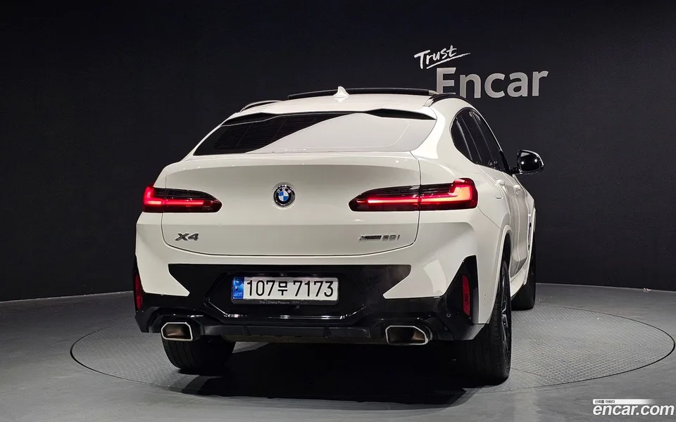 BMW X4 xDrive20i M 2022 — миниатюра 4