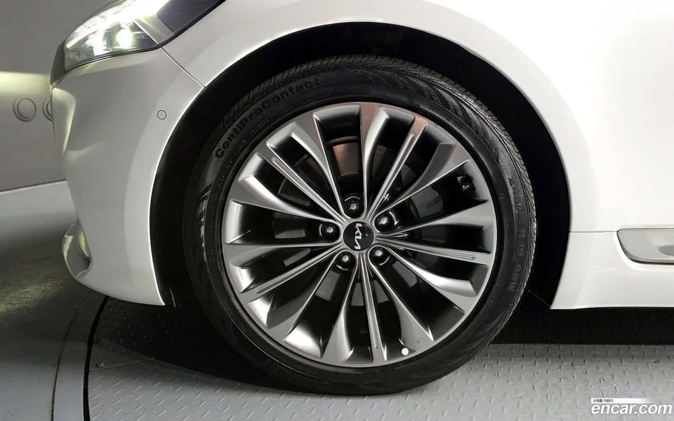 Kia K9 3.8 GDI AWD 2022 — миниатюра 5