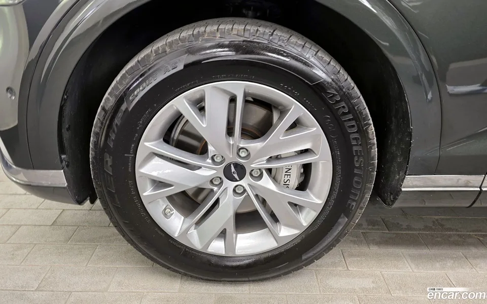 Genesis GV70 2.5T AWD 2024 — миниатюра 2