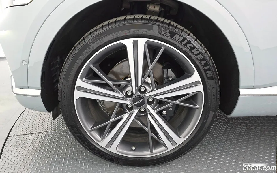 Genesis GV80 Coupe 2.5T AWD 2024 — миниатюра 2