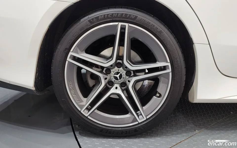 Mercedes-Benz CLS-Class CLS300d 4MATIC 2022 — миниатюра 2