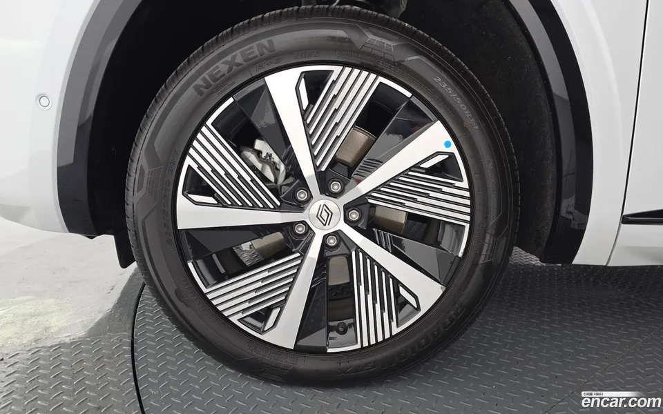 Renault Samsung Grand Koleos 1.5 E-TECH 2WD 2025 — миниатюра 5