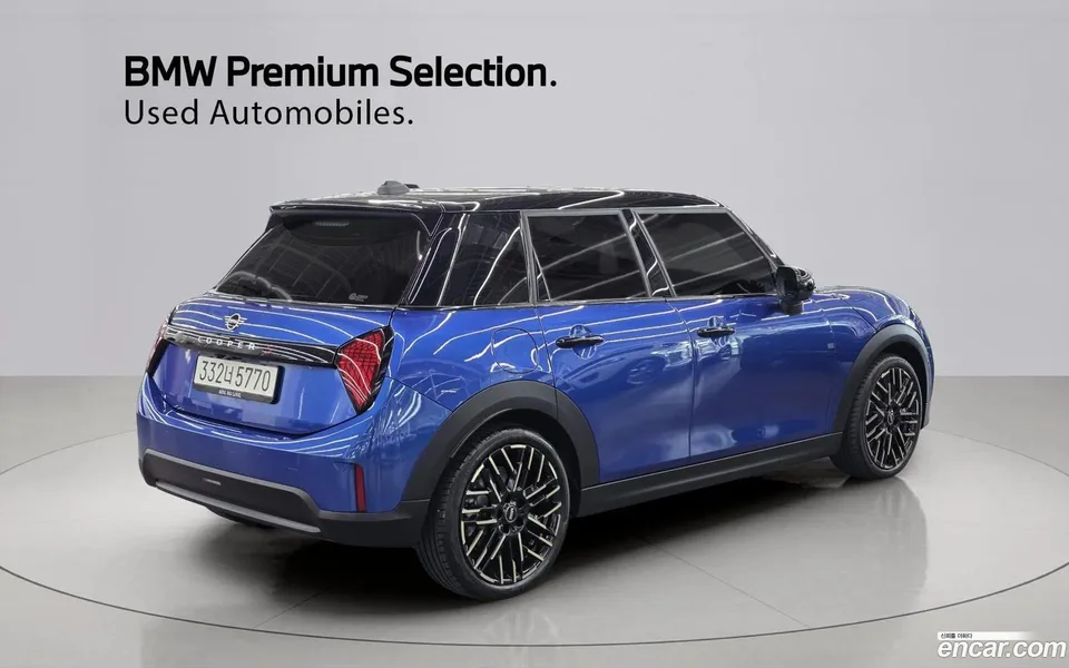 MINI Cooper S 5 2025 — миниатюра 3