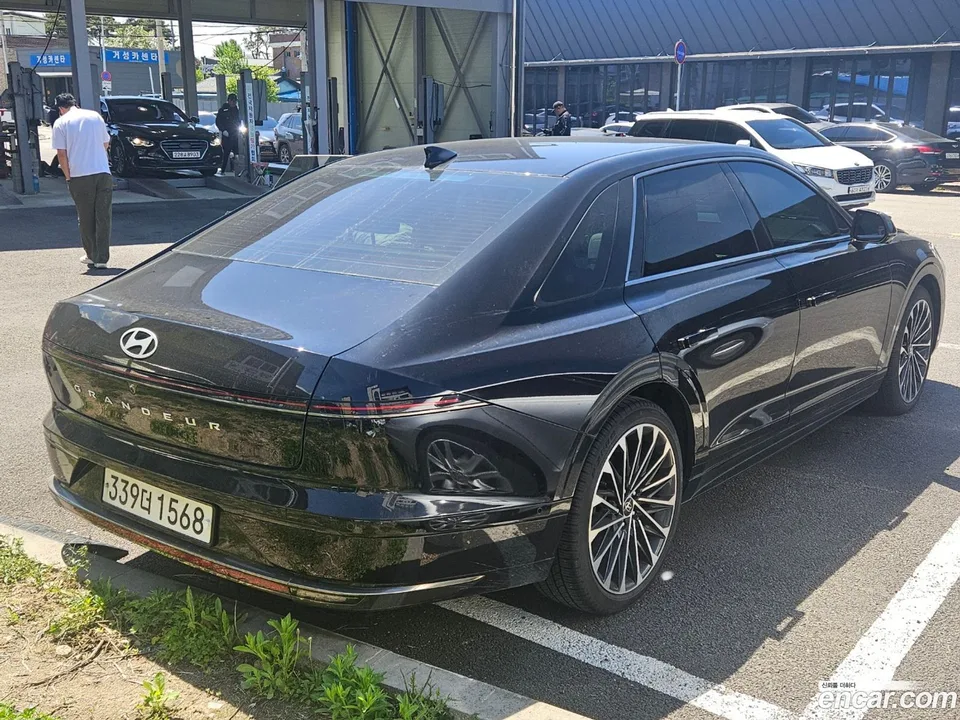 Hyundai Grandeur Hybrid 2024 — миниатюра 2