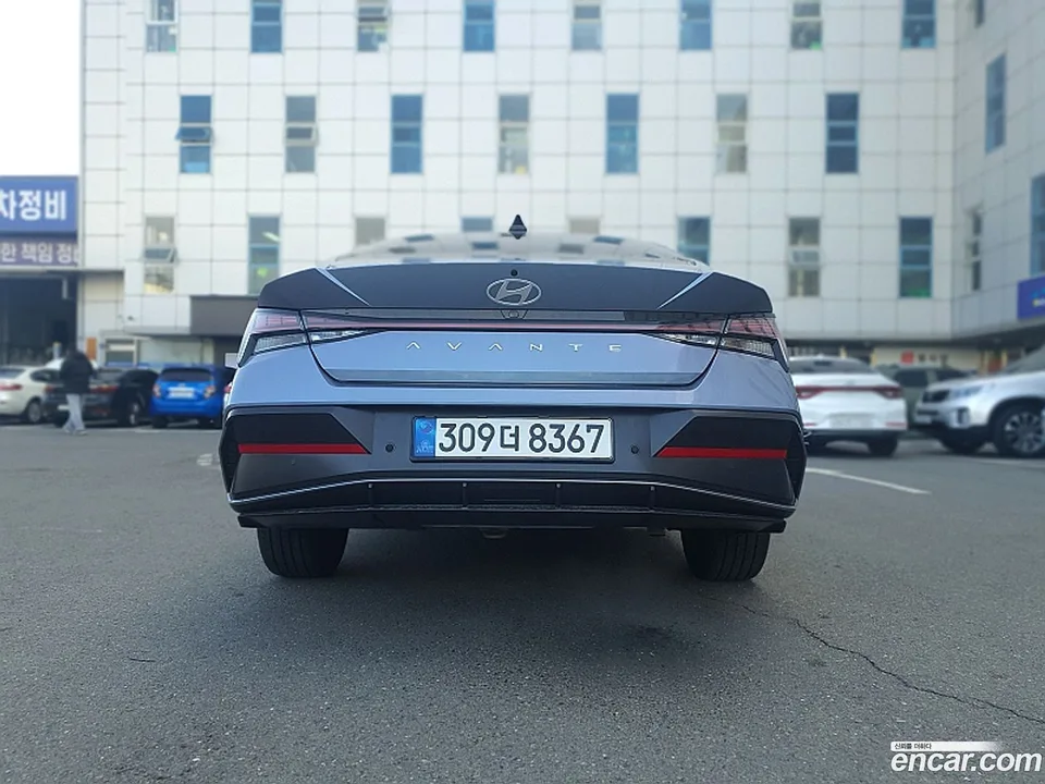 Hyundai Avante CN7 1.6 2025 — миниатюра 2
