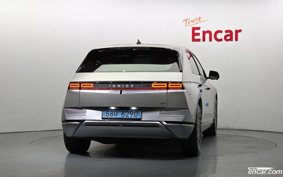 Hyundai Ioniq 5 AWD 2022 — миниатюра 4