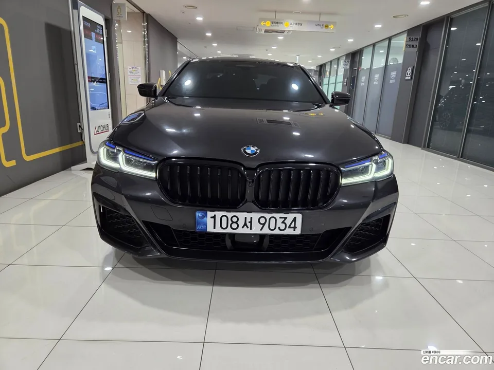 BMW 5 Series 530i M 2023 — миниатюра 3