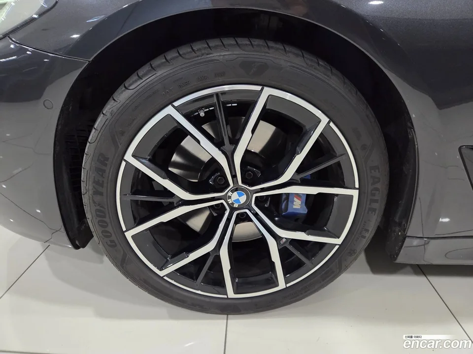 BMW 5 Series 530i M 2023 — миниатюра 5