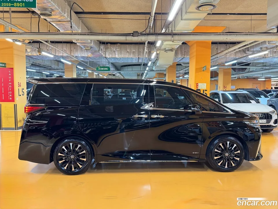 Toyota Alphard 2.5 HEV AWD 2024 — миниатюра 4