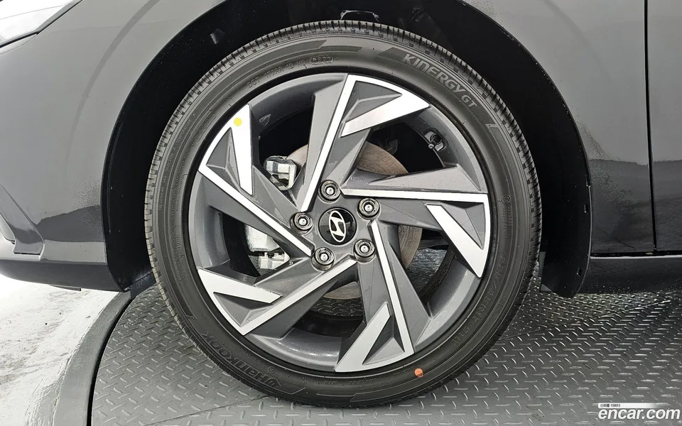 Hyundai Avante CN7 1.6 2025 — миниатюра 2