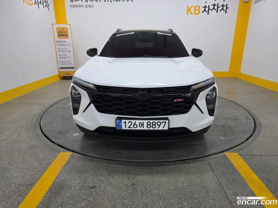 Chevrolet Trax Crossover 1.2 RS 2023 — миниатюра 3