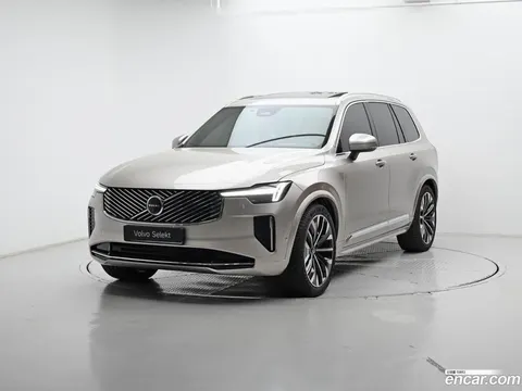 Volvo XC90 2026 купить в Москве