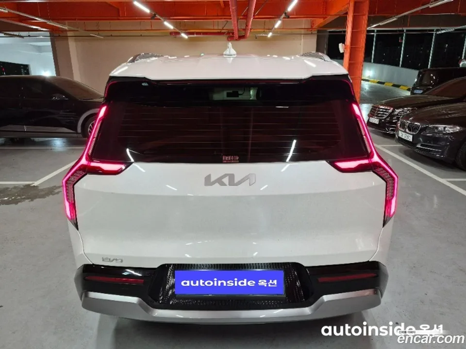 Kia EV9 4WD 2023 — миниатюра 4