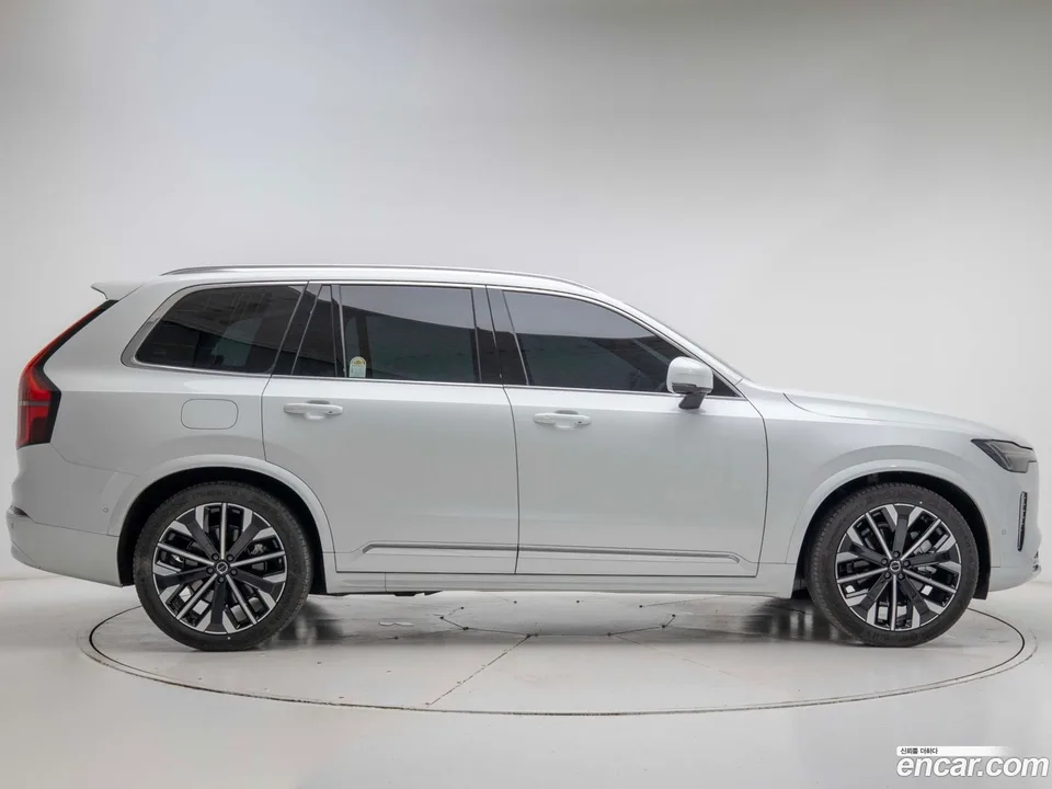 Volvo XC90 B6 2026 — миниатюра 4