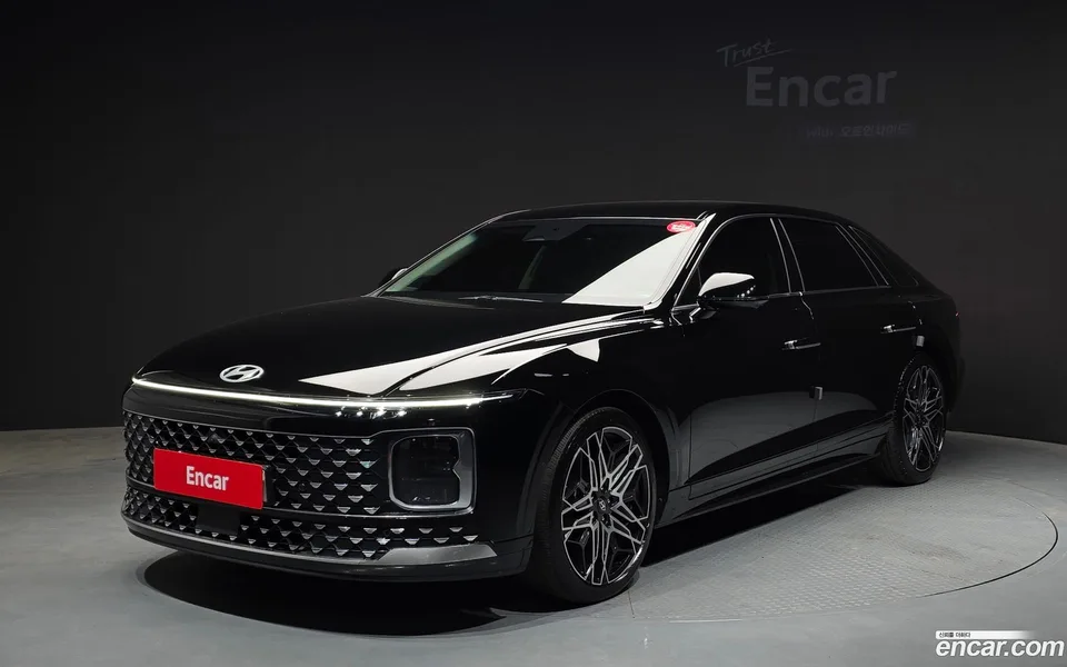 Hyundai Grandeur Hybrid 2023 — фото 1, купить с доставкой в Москву