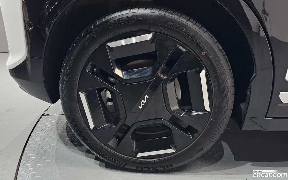 Kia EV3 2WD 2024 — миниатюра 5