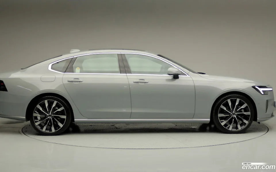 Volvo S90 B5 2026 — миниатюра 4