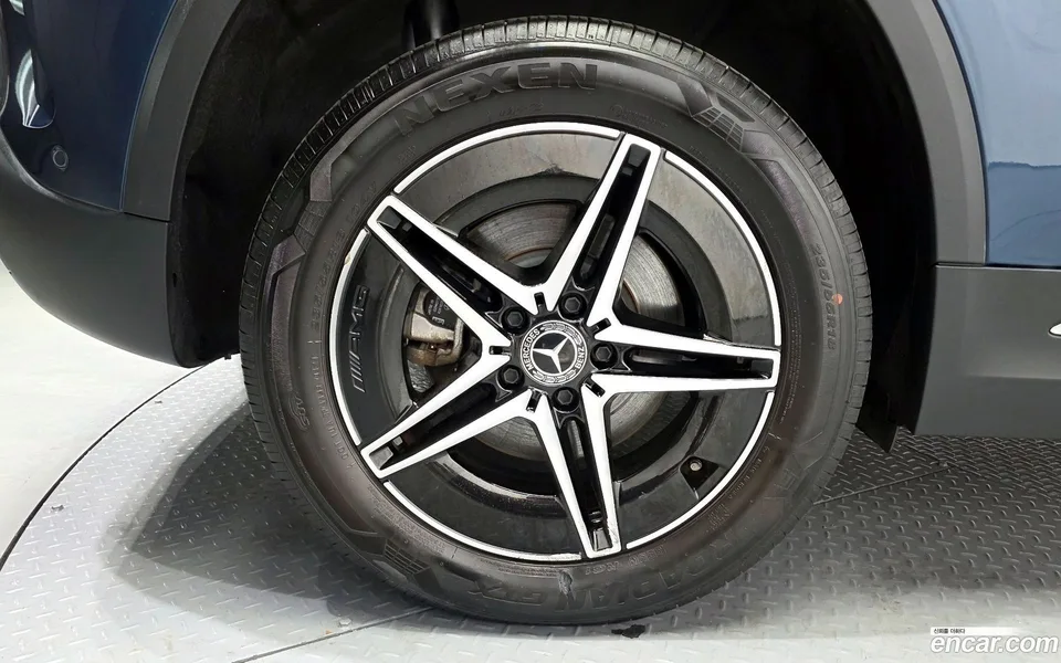 Mercedes-Benz EQA EQA250 AMG 2022 — миниатюра 2