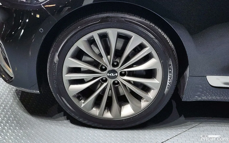 Kia K9 3.8 GDI AWD 2023 — миниатюра 2
