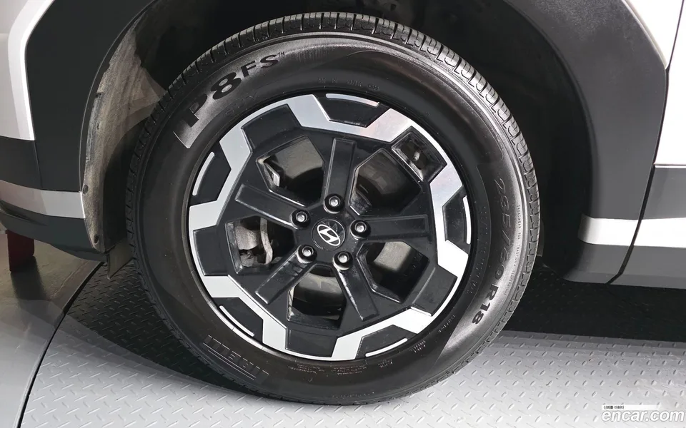 Hyundai SantaFe 2.5T 2WD 2024 — миниатюра 2