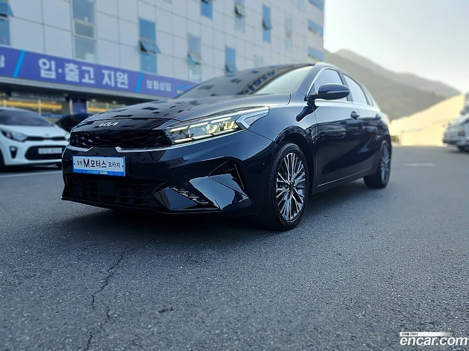 Kia K3 1.6 2022 — миниатюра 3