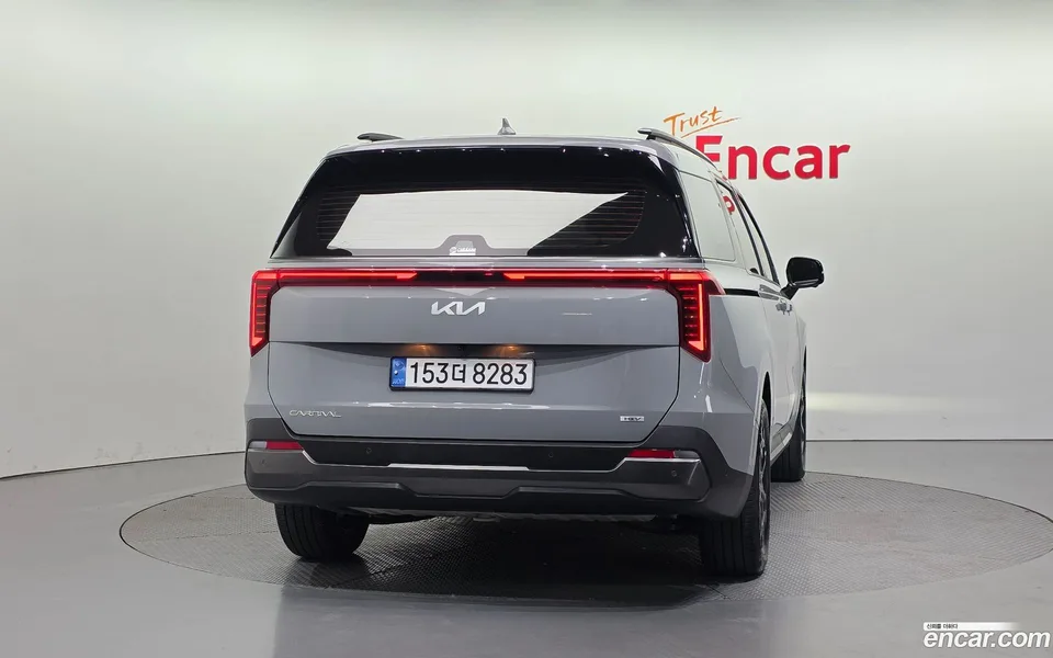 Kia Carnival HEV 7 2025 — миниатюра 4