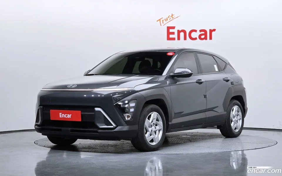 Hyundai Kona Hybrid 2023 — фото 1, купить с доставкой в Москву