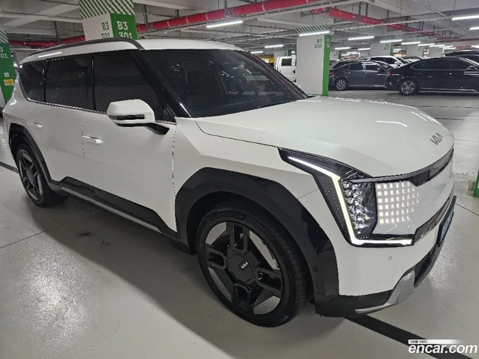 Kia EV9 4WD 2023 — миниатюра 3