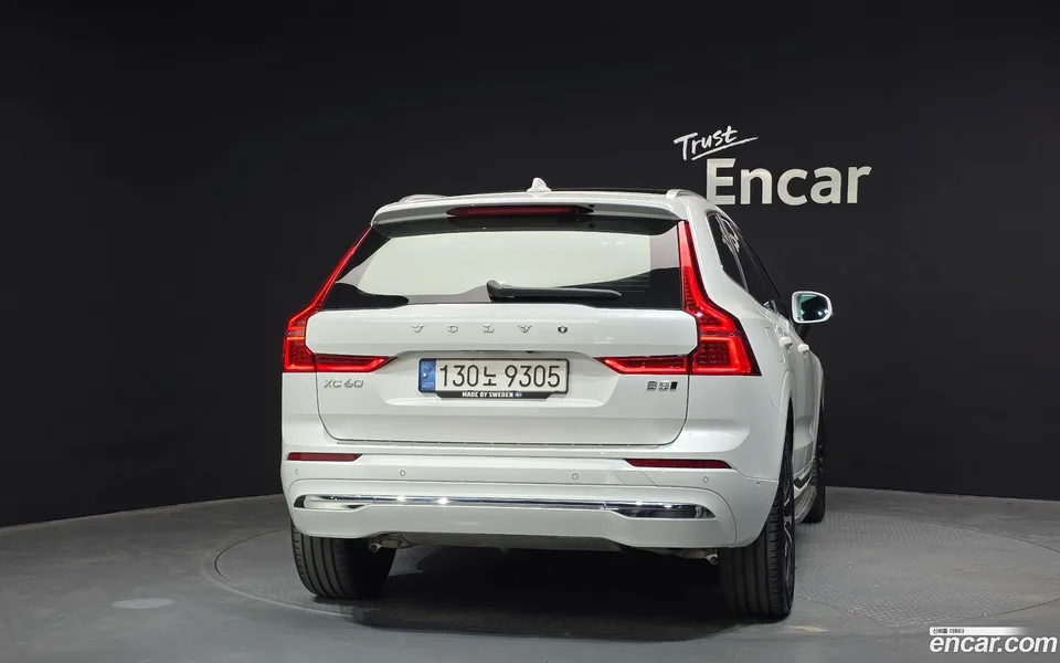 Volvo XC60 B5 2022 — миниатюра 4