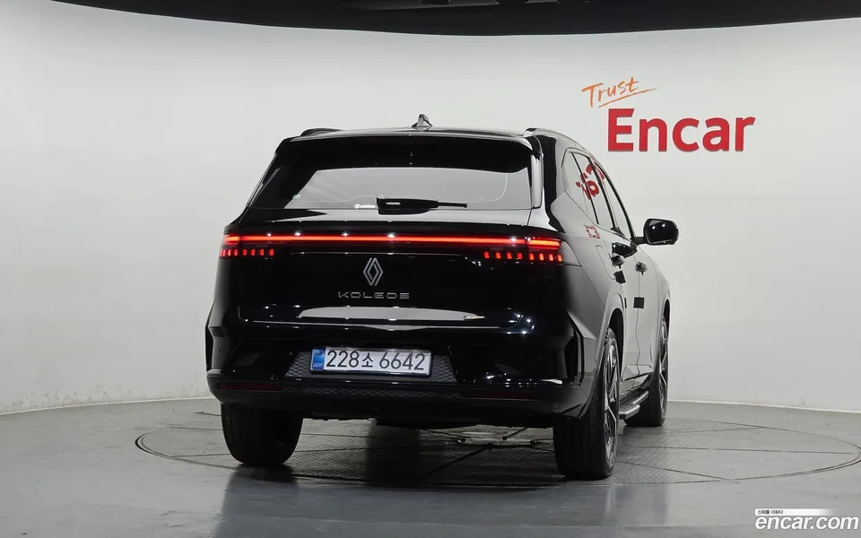 Renault Samsung Grand Koleos 1.5 E-TECH 2WD 2025 — миниатюра 4