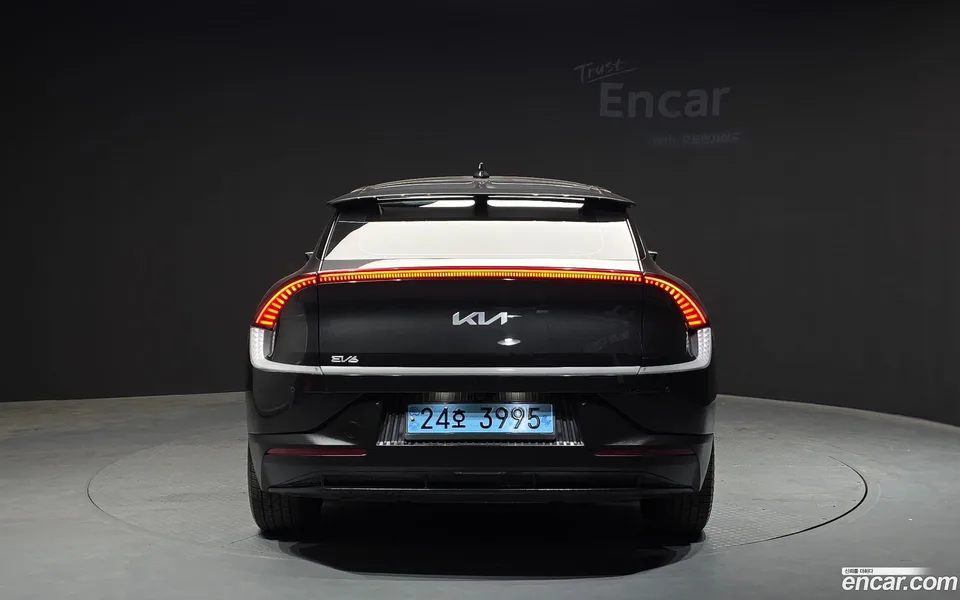 Kia EV6 4WD 2022 — миниатюра 4