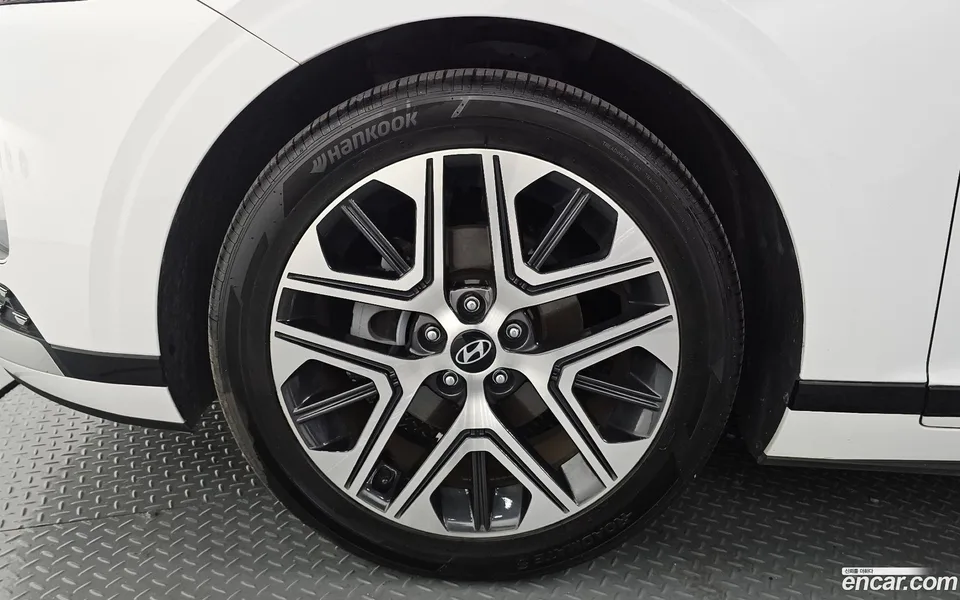 Hyundai Grandeur Hybrid 2023 — миниатюра 2