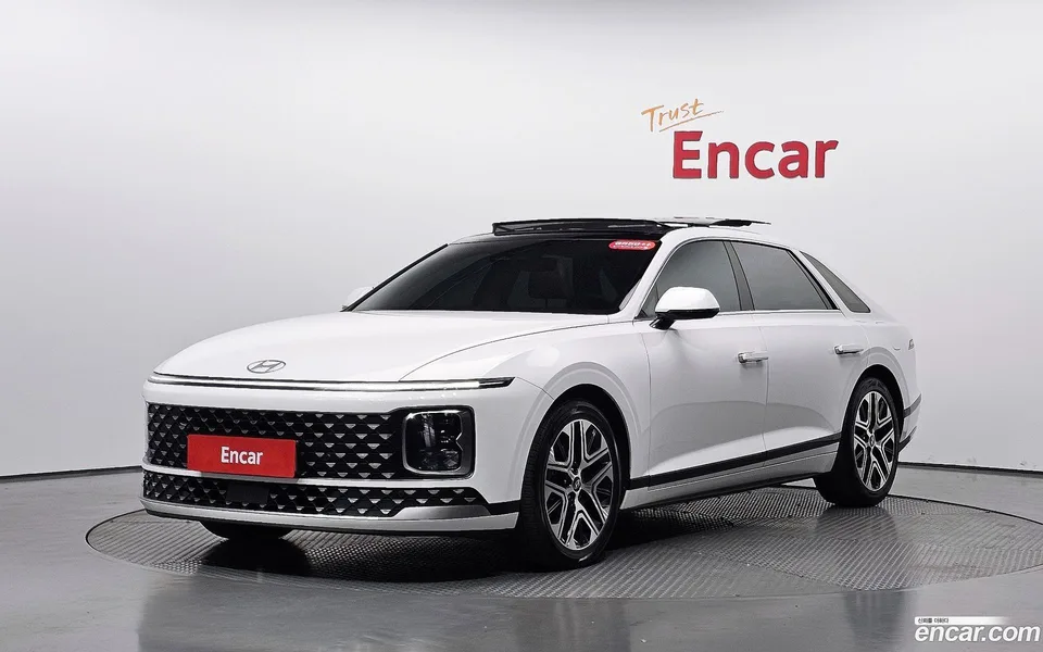 Hyundai Grandeur Hybrid 2023 — фото 1, купить с доставкой в Москву