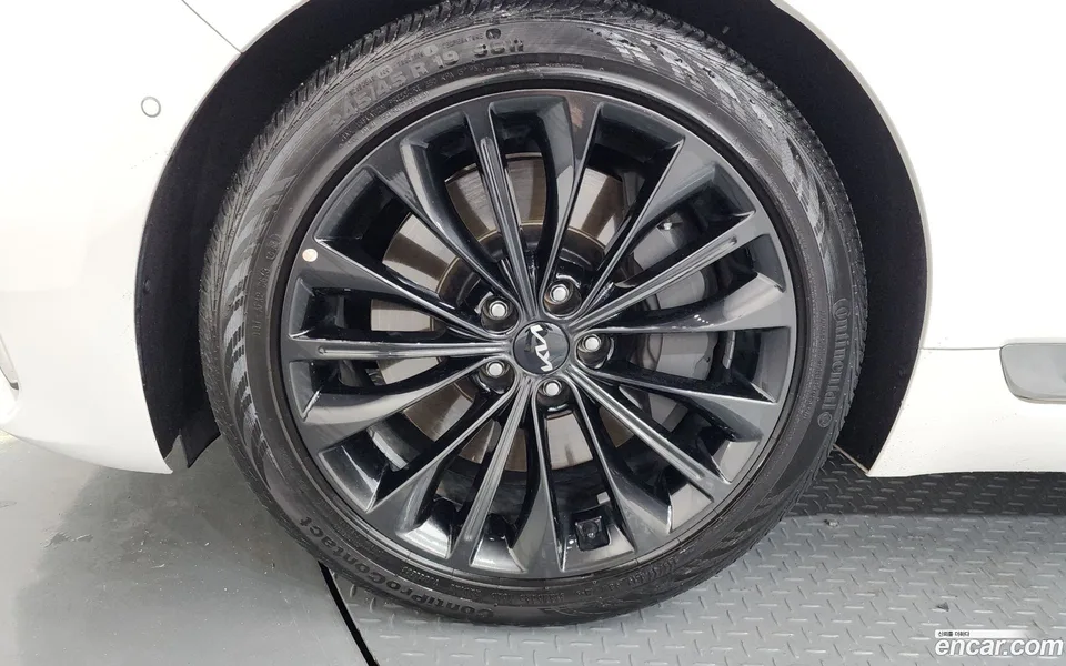 Kia K9 3.3 T-GDI AWD 2022 — миниатюра 2
