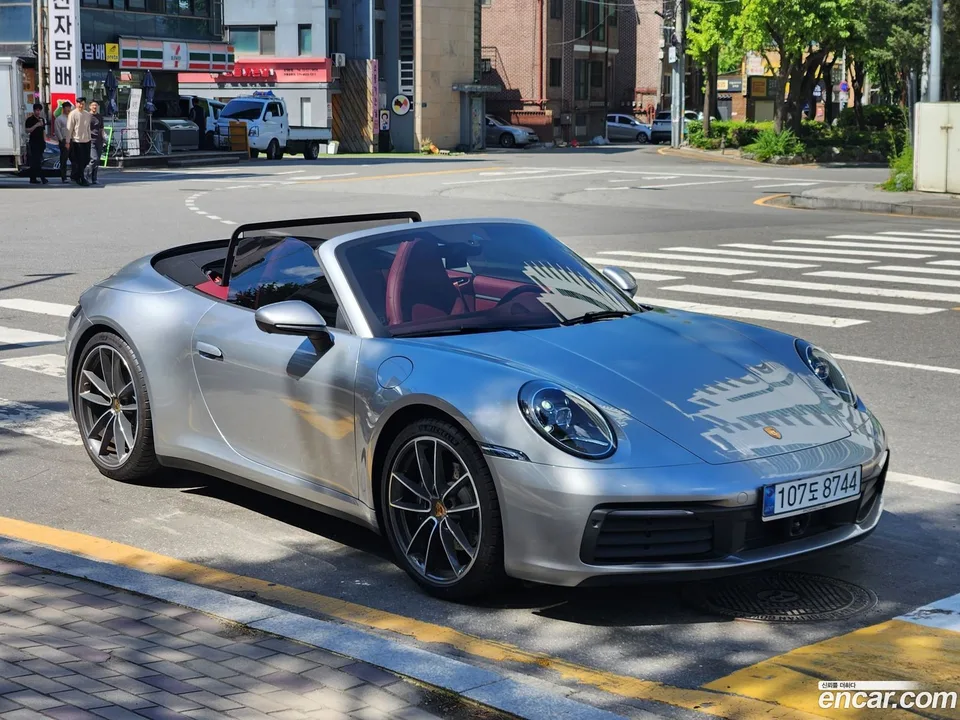 Porsche 911 (992) 4 2024 — миниатюра 3