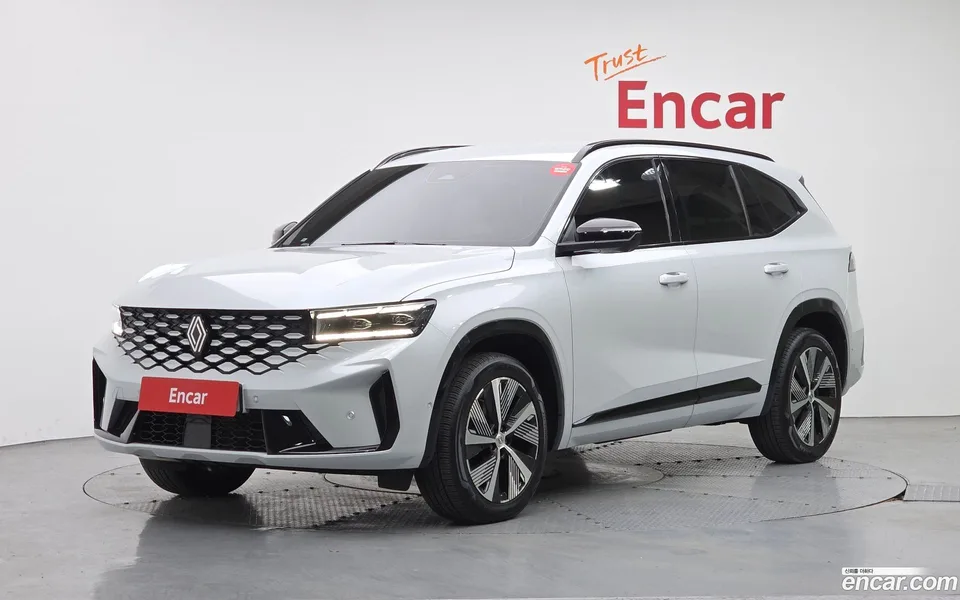 Renault Samsung Grand Koleos 1.5 E-TECH 2WD 2024 — фото 1, купить с доставкой в Москву