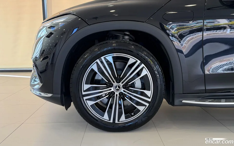 Mercedes-Benz EQS SUV EQS450 4MATIC 2025 — миниатюра 2