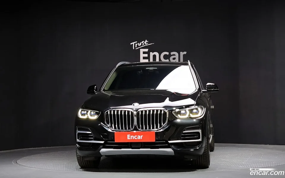 BMW X5 xDrive 30d xLine 2023 — миниатюра 3