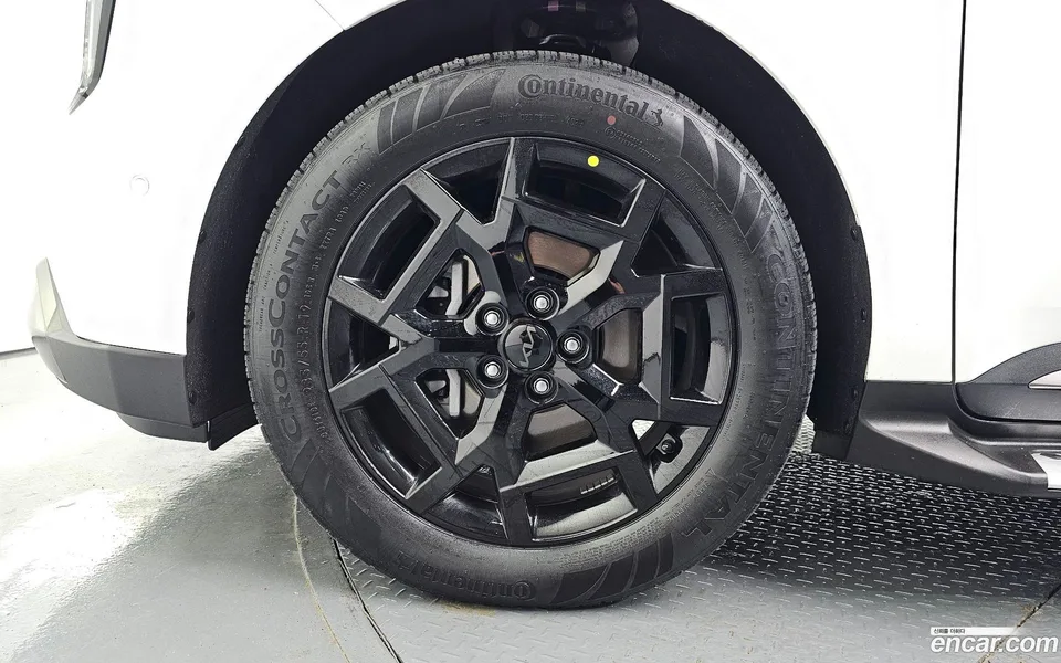 Kia Carnival HEV 7 X Line 2025 — миниатюра 5