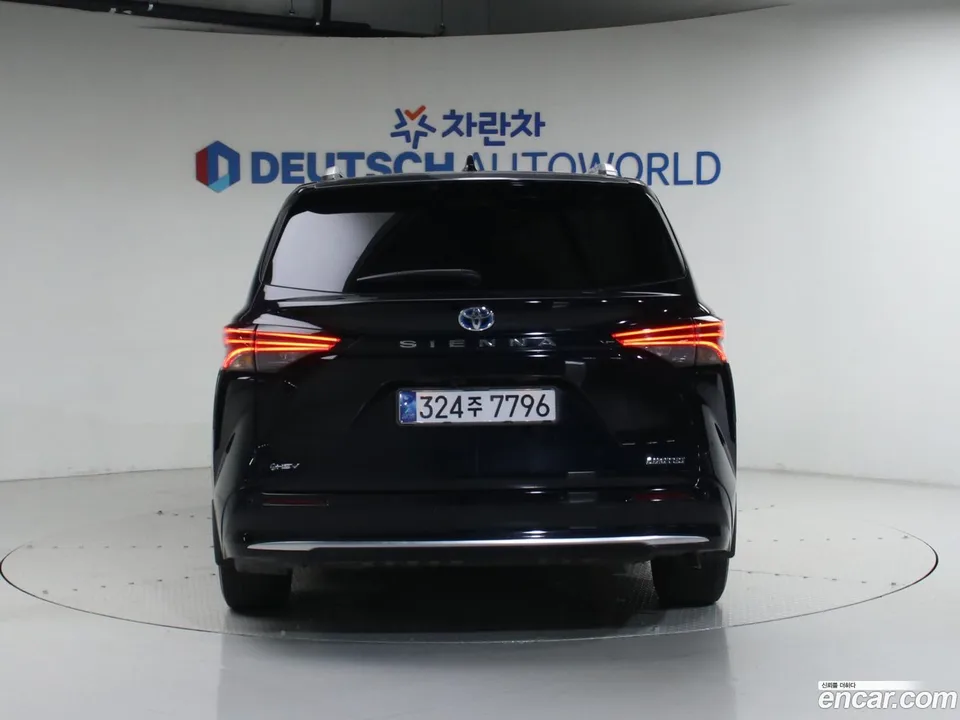Toyota Sienna 2.5 2WD 2025 — миниатюра 4