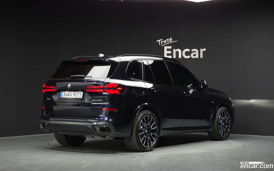 BMW X5 xDrive 40i M 2026 — фото 1, купить с доставкой в Москву